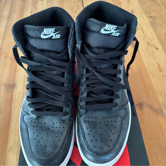 Size 10.5 - Air Jordan 1 Retro OG High Cyber Monday - Picture 10 of 15